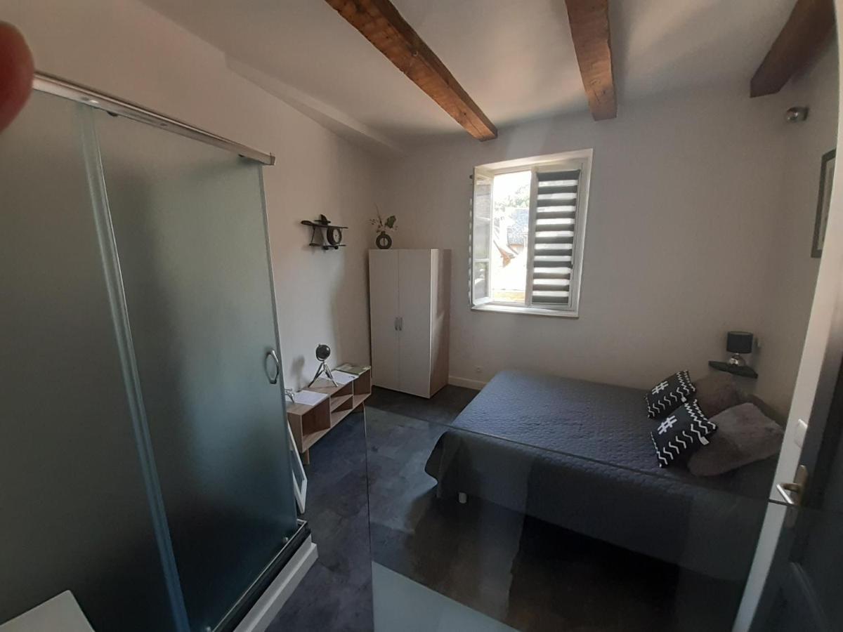 Bed and Breakfast Chez Tifille Эстен Экстерьер фото